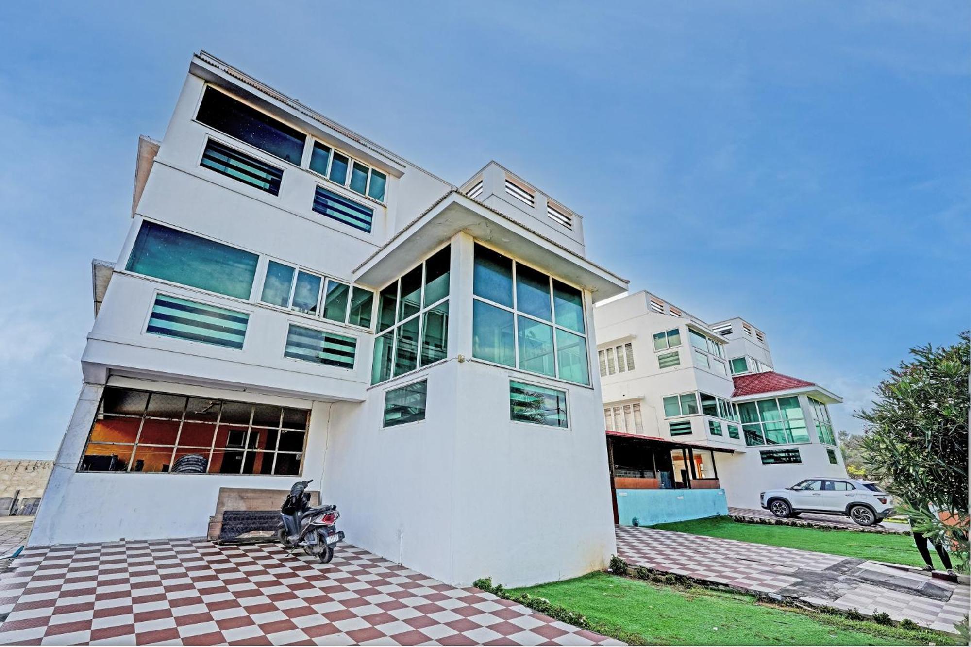 Oyo Flagship Ecr Goa Beach Resort เชนไน ภายนอก รูปภาพ